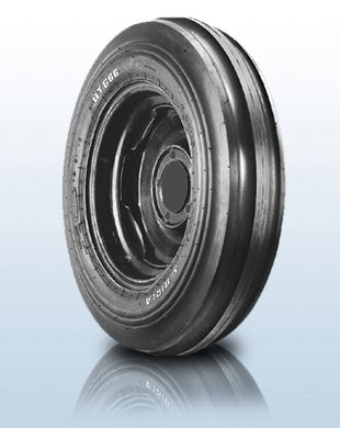 Bt 666 Tractor Tyre