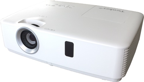 पोर्टेबल और कॉम्पैक्ट प्रोजेक्टर