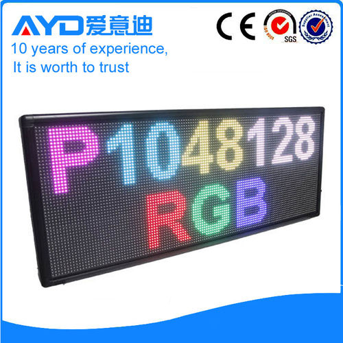 Moving LED Display - Brightness 7500 cd/sqm, 120° Horizontal Viewing Angle, Remote Control and Wireless Connectivity 