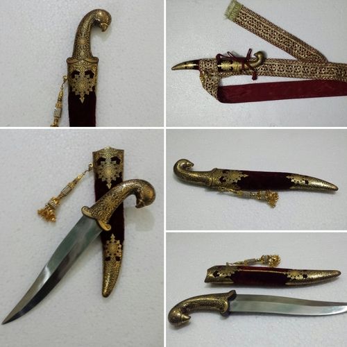 Gold Inlay Daggers