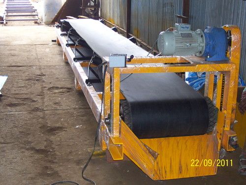 Powder Material Handling Conveyors