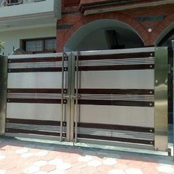 Steel Gate - Durable Steel, Customizable Sizes, Corrosion-Resistant Finish | Timely Deliveries, Reliable Manufacturing