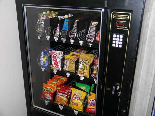 Abs Plastic Snacks Vending Machine