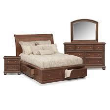 Bedroom Bed - Exquisite Design, Customizable Options | Perfect Finish, Quality Craftsmanship