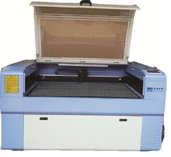 RF Laser Cutting Machine