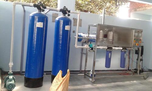 Commercial Reverse Osmosis Water Treatment Plant