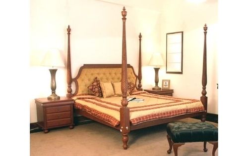 Four Poster Bed