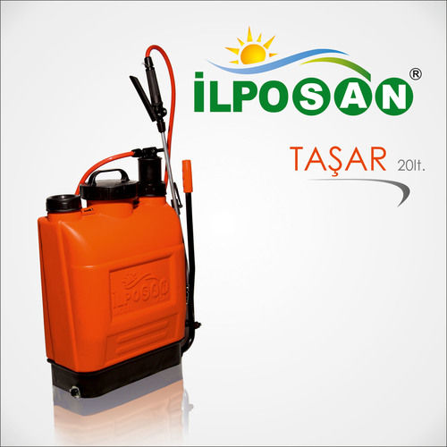 Agricultural Sprayer Capacity: 2