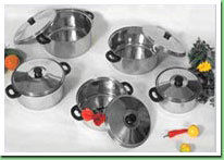 Bakelite Handle Casseroles Set Size: Standard