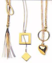 Gold Chains - Gold Material, Various Sizes & Designs | Stylish Appeal, Quality Assured