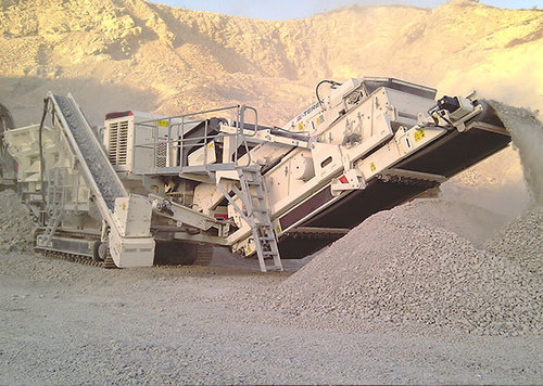 Tracked Mobile Reaction Crushing Station - Medium to Large Capacity | Versatile Crushing & Screening Functions with Disassemblable Sieve Box