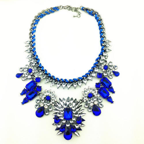 Trendy Fashion Ladies Necklaces Gender: Women