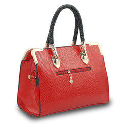 Ladies Designer Metal Frame Handbag Gender: Women