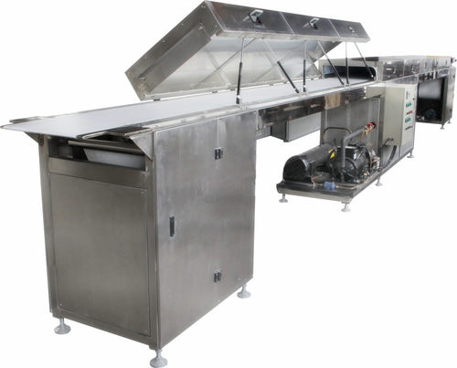 चॉकलेट एनरोबर कूलिंग टनल क्षमता: 100 लीटर (एल)