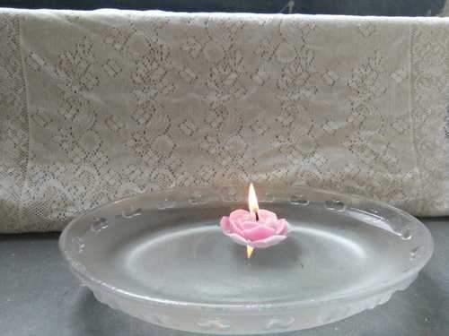 Floating Candles - Eco-Friendly & Beautiful Designs | Attractive Colors for All Occasions