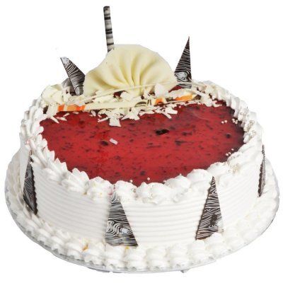 Lucious Strawberry Cake