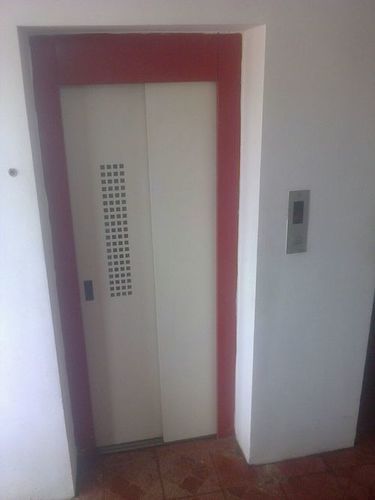 Apartment Lift