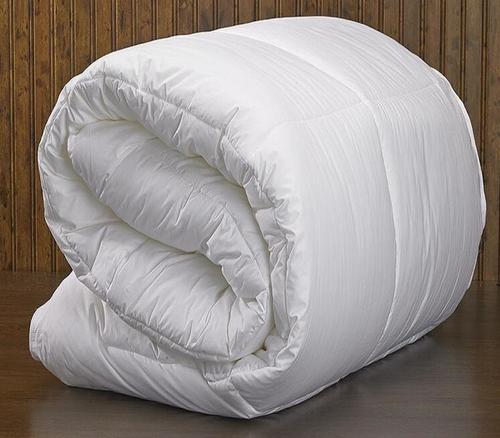 सस्ता और सफेद 3 डी डुवेट कवर सेट