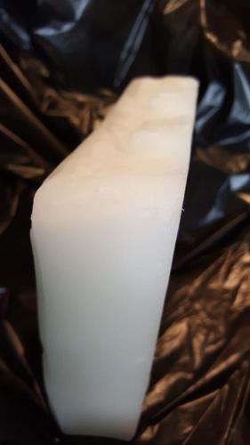 Semi Refined White Paraffin Wax