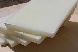 Slab Semi Refined Paraffin Wax% 3-5 By Aria Sepehr Co.