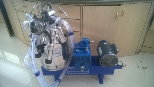 Milking Machine For Buffalo And Cow Capacity: 20 Lit Liter (L)