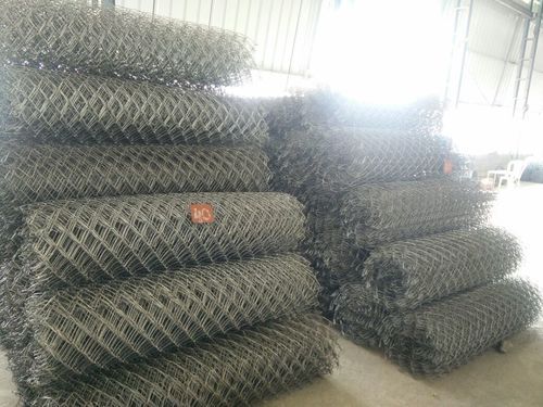 Wire Mesh & Barbed Wire Application: Solar Industry