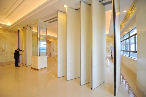 Operable Partition