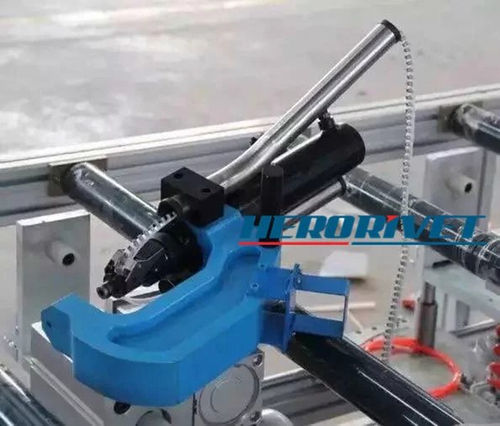 Self Piercing Riveting Tool Hanging Systems For Busbar