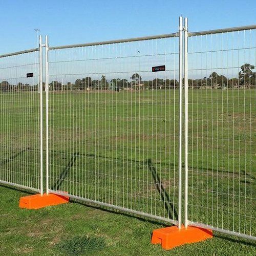 Hot Galvanized Crowd Control Barrier /Movable Road Fence Dimensions: 30X15 Cm  Centimeter (Cm)