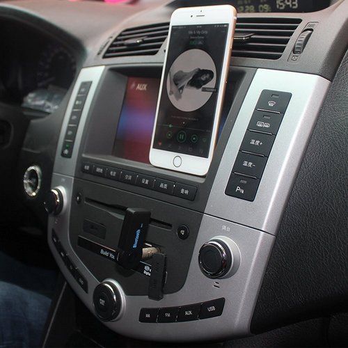 Metal & Plastic Wireless 3.5Mm Car Bluetooth Music Receiver / Adapter With Mic Stereo Output For Music Streaming System