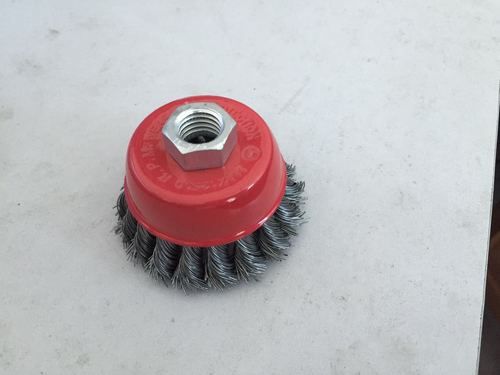 Twisted Cup Wire Brush