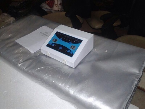 Heating Blanket - Comfortable Fabric, Therapeutic Size for Enhanced Slimming Effects, Detoxification, and Pain Relief
