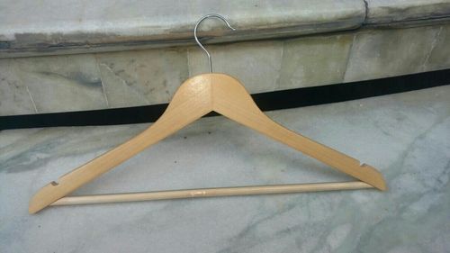 Customizable Durable Wooden Cloth Hangers