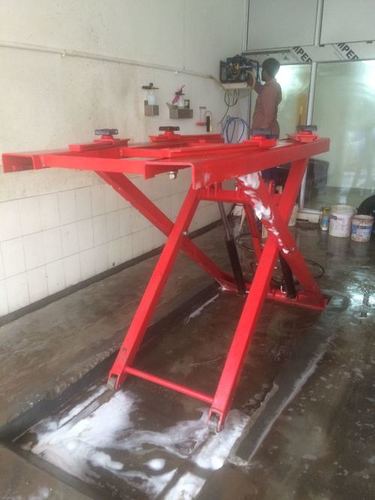 Scissor Washing Lift