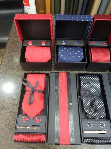 Cufflinks and Ties Combo Set