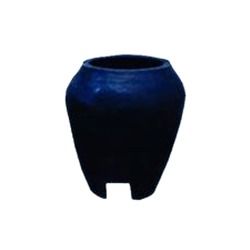 Precisely Designed Black Clay Tandoor Use: Hotel