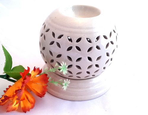 Antique Ceramic Oil Diffuser - Round Shape, Elegant White Design with Electric Fitting and Free Aroma Oil