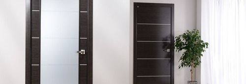 Veneer Door - Wooden Finish, Sleek Design, Durable Quality, Elegant Aesthetic