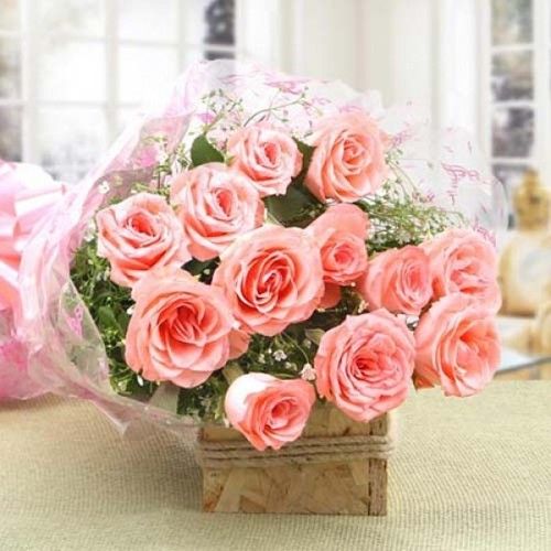 Eco-Friendly Bouquet Of 12 Pink Roses