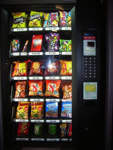 Snacks Vending Machine