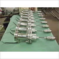 Liquid Level Controller Current: 230 Vac Volt (V)