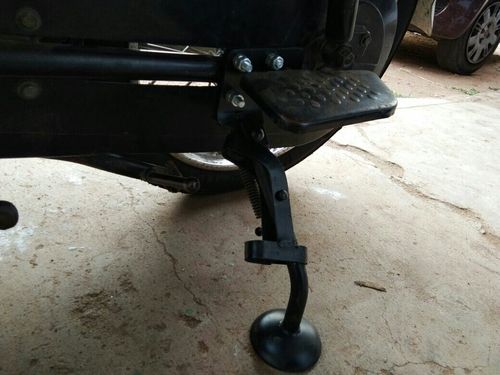 Two Wheeler Cup Stands