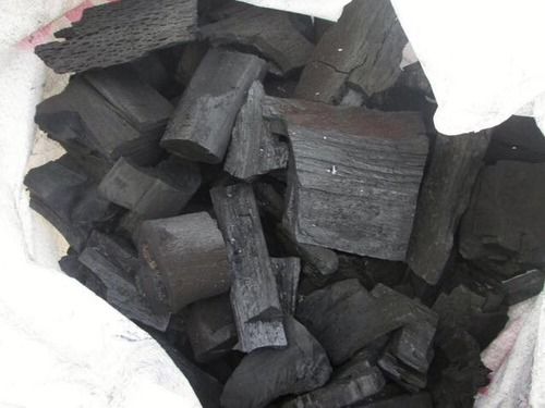 Wood Charcoal - Natural High-Quality Sustainable Fuel, Ideal for Cooking and Barbecues