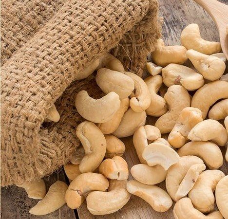 Raw cashew-nuts Cashew Kernels WW320-450