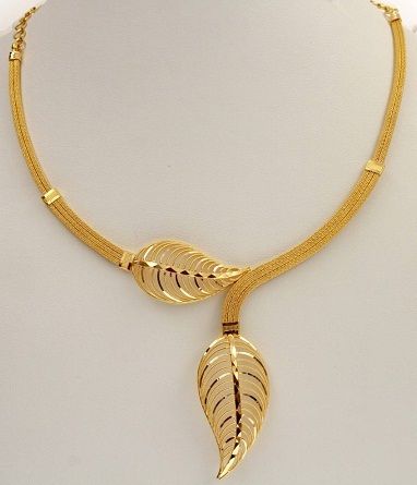 Golden Designer Leaf Shape Gold Necklace