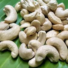 Broken Cashew Nuts