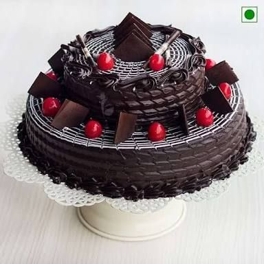 2 Kg Choco Chip Cake in Two Tier
