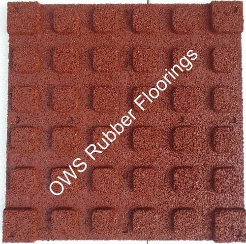 Black Rubber Flooring Tuff Tile (400*400*30 Mm)