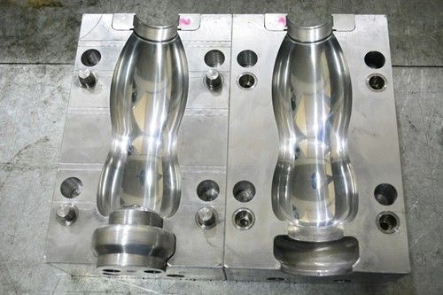 Pet Bottle Blow Mould