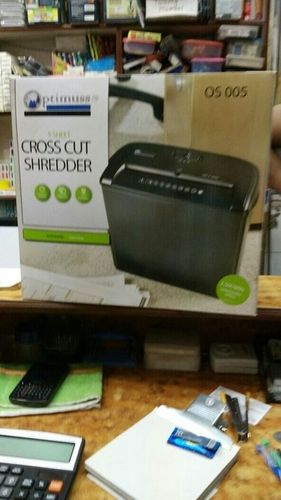 Cross Cut Paper Shredder (8 Sheet)